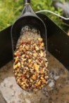 Particle Baiting Spoon
